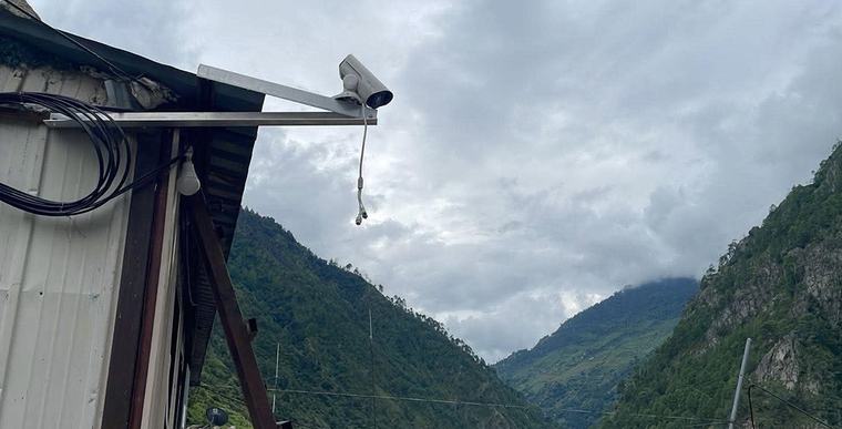 टिमुरेमा बाढी अवलोकन गर्न सीसी क्यामेरा