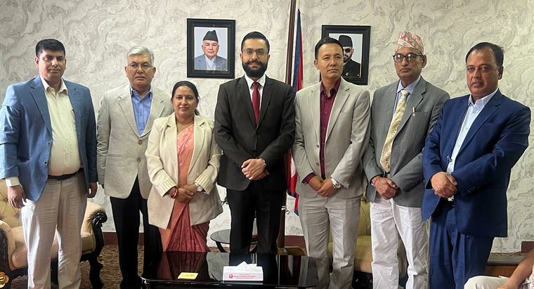 त्रिविसहित छ विश्वविद्यालयमा रजिस्ट्रार नियुक्त