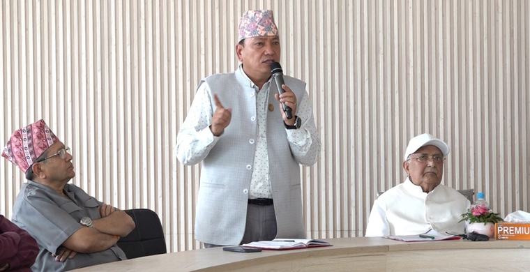 तीन करोड सहायता घोषणा गर्दै मुख्यमन्त्री थापाले भने- संघीय सरकारले राहत थुपार्यो, वितरण गर्न जानेन