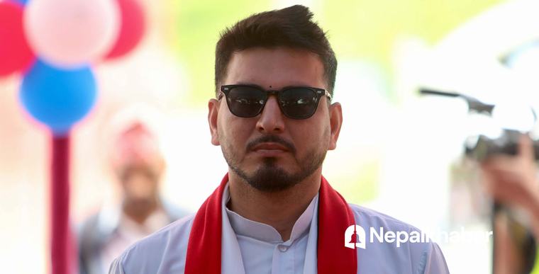 बेलिब्रिज बनाउनेदेखि सडकलाई पूर्वावस्थामा फर्काउन छिटै काम सुरु गर्छौँ: मन्त्री लम्साल