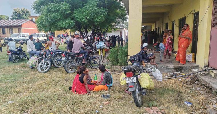 बाढीको जोखिम कम भएपछि गाउँ फर्के सुस्ताका स्थानीय