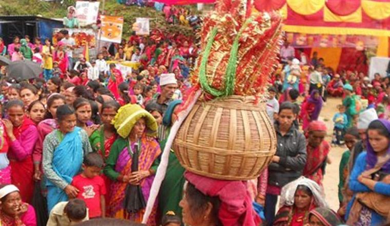 सुदूरपश्चिममा गौरा पर्व सुरुः घरघरमा बिरुडा राखी मनाइँदै