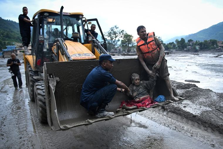 Nepal-Tibet flash floods likely caused by collapsing glacier, expert says