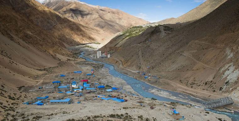 रसुवाबाट तिब्बत गएका विदेशीलाई हिल्साबाट फर्किँदा शुल्क नलाग्ने