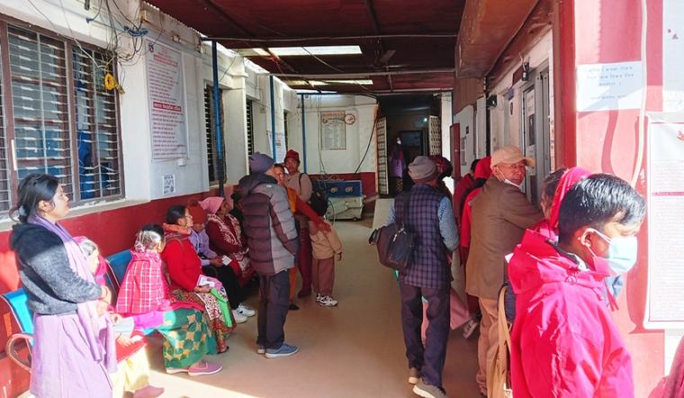 पहाडमा पनि डेङ्गुका बिरामी