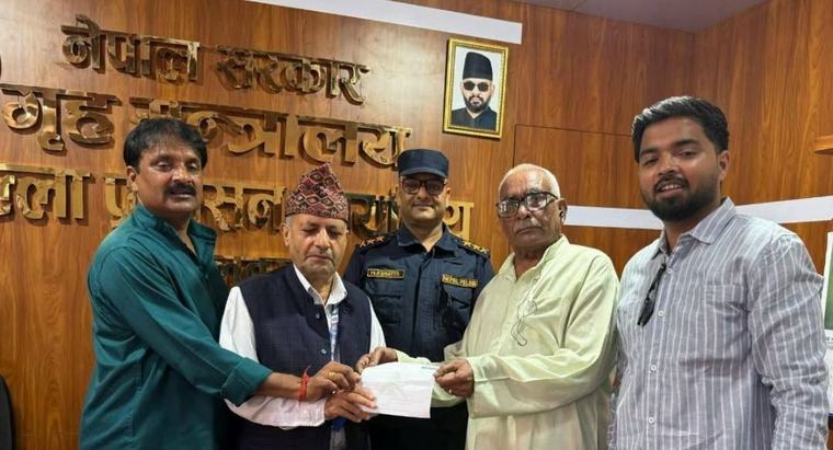 बाढीपीडितका लागि कसौधन परिवारको २ लाख २१ हजार सहयोग