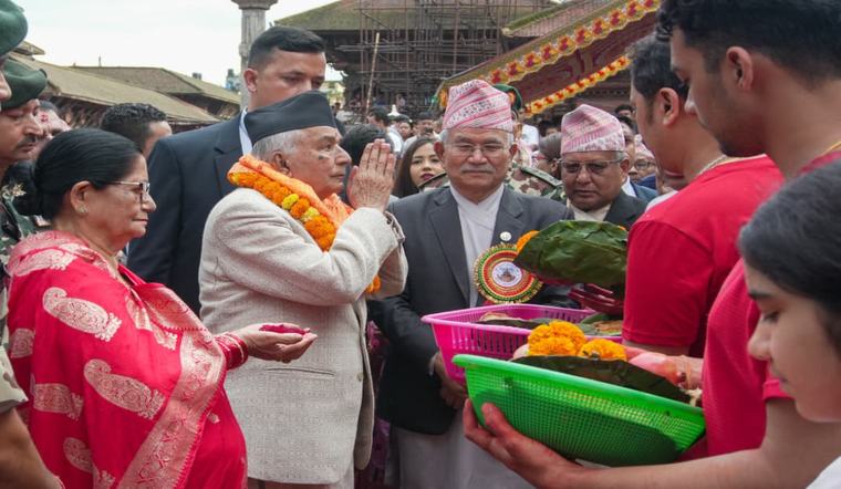 कृष्ण जन्माष्टमीमा राष्ट्रपति पौडेलद्वारा कृष्ण मन्दिरको दर्शन