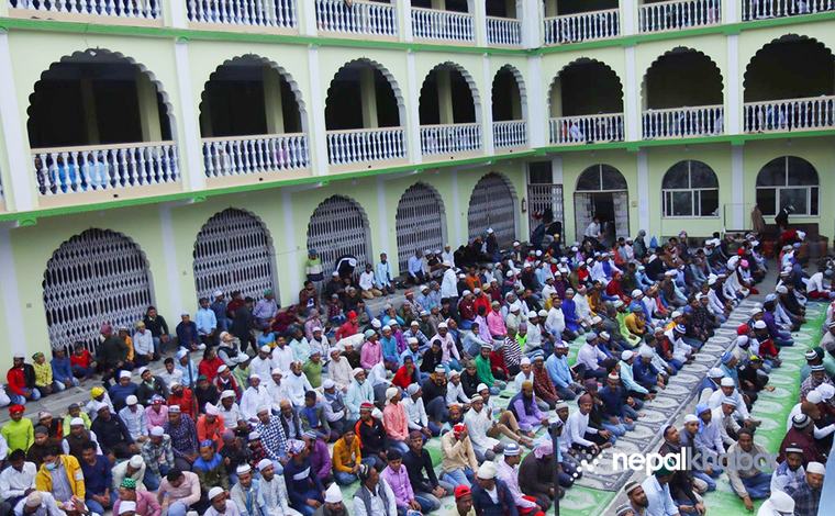 मुस्लिम धर्मालम्बीका लागि आज सार्वजनिक बिदा